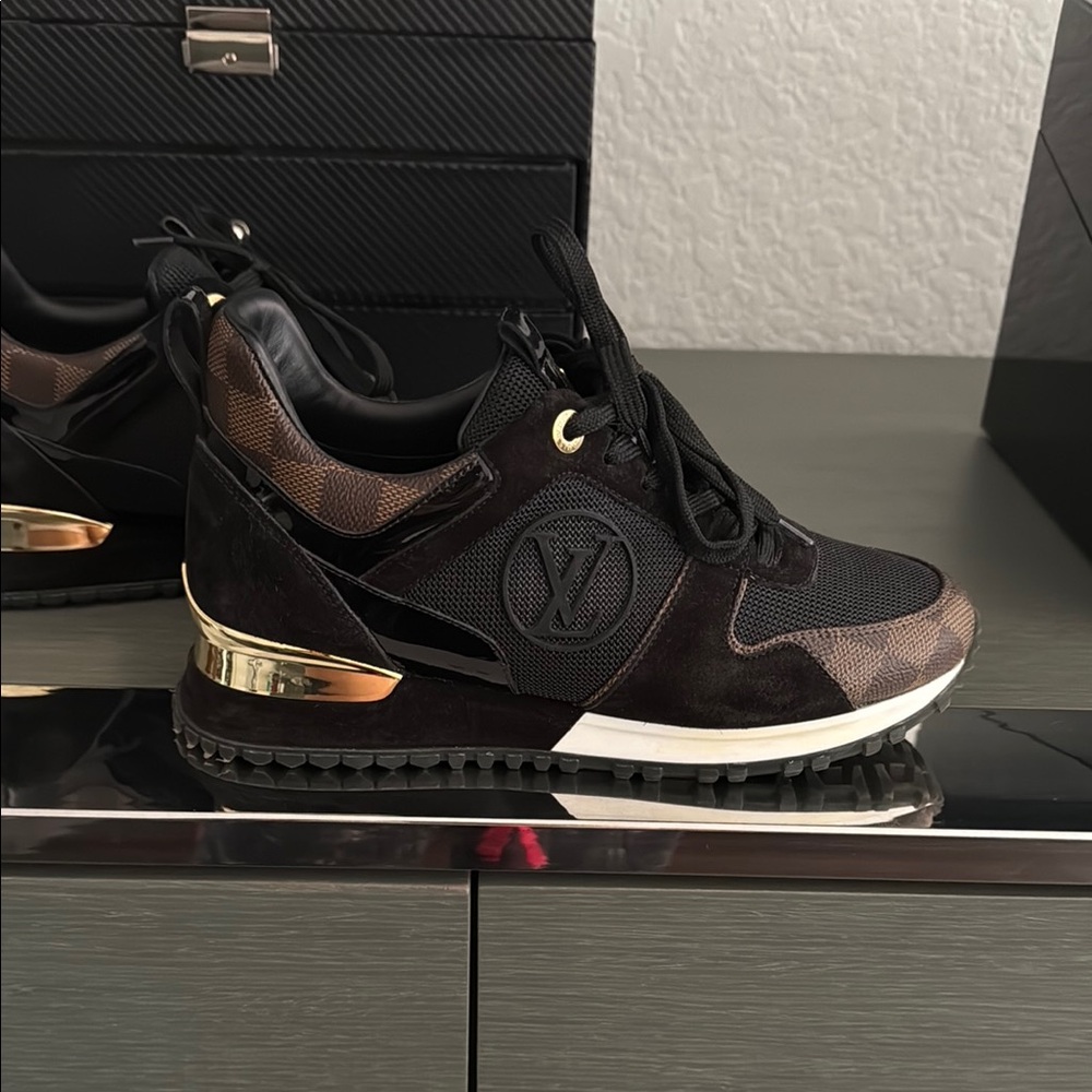 Louis Vuitton Black and Brown Sneakers with Mixed Materials